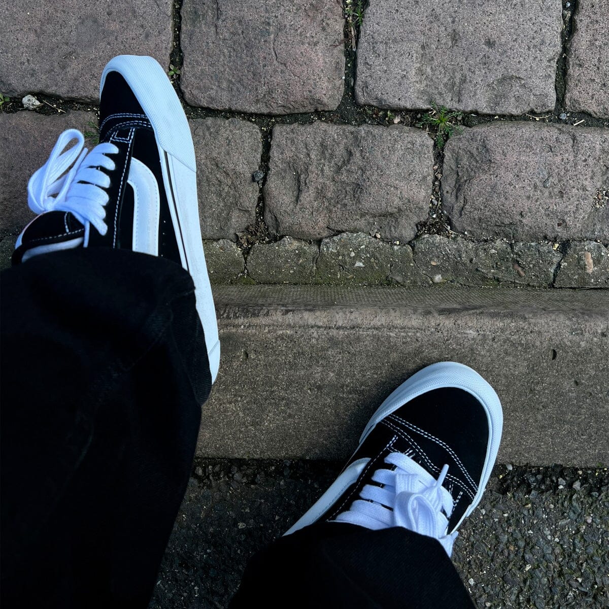 Vans Knu Skool Black White Vans Blizz Sneakers 